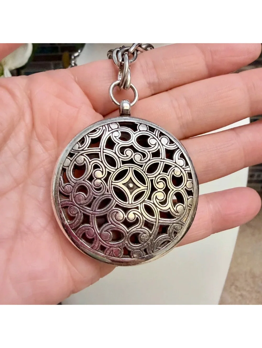 Brighton Silver Tone Serendipity Round Filigree Disc Pendant Necklace Retired